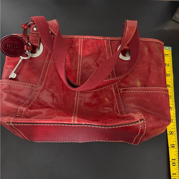 Fossil Red Leather Tote Bag 2 pockets 1 zipper pocket - Picture 7 of 7